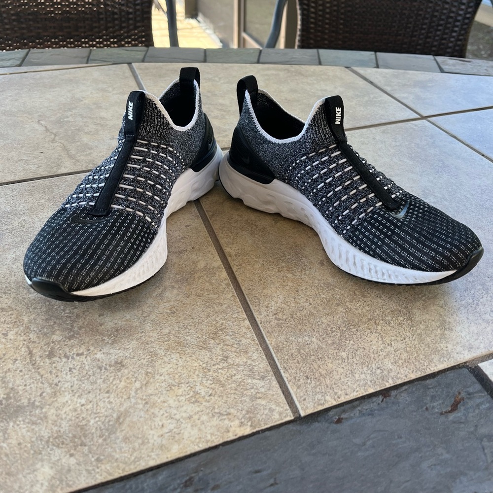 EUC Nike React Phantom!